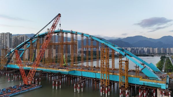 浙江單跨最大下承式拱橋副拱合龍2